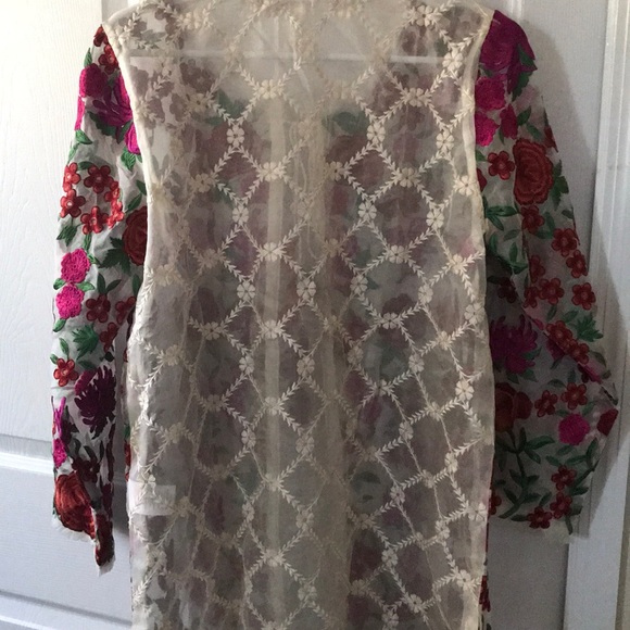 Gorgeous 2 piece embroidered overcoat - Picture 4 of 4